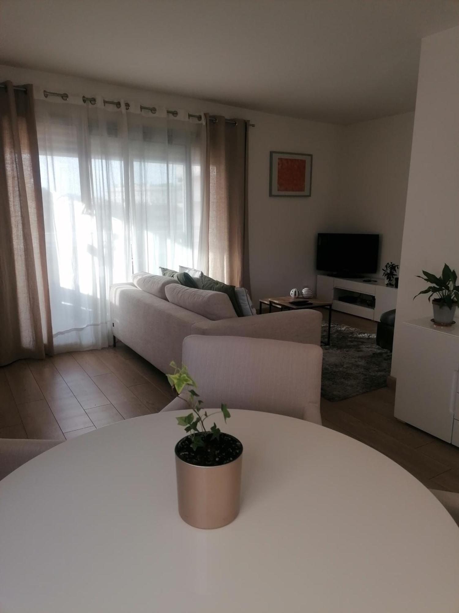 קאן Chambre Double Avec Salle De Bain Commune, A 2 Min De La Croisette מראה חיצוני תמונה